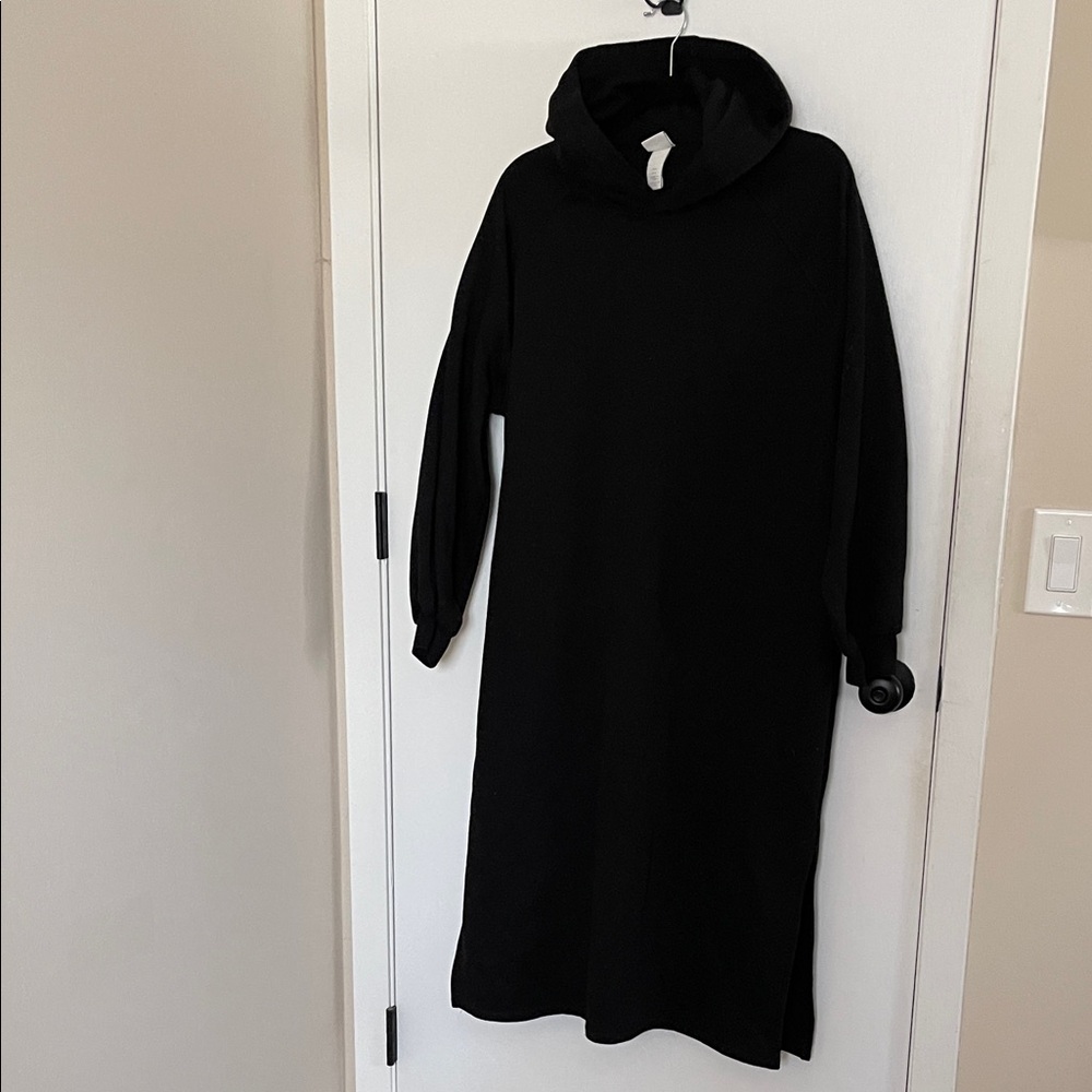 H&M Black Hoodie Dress with pockets!
